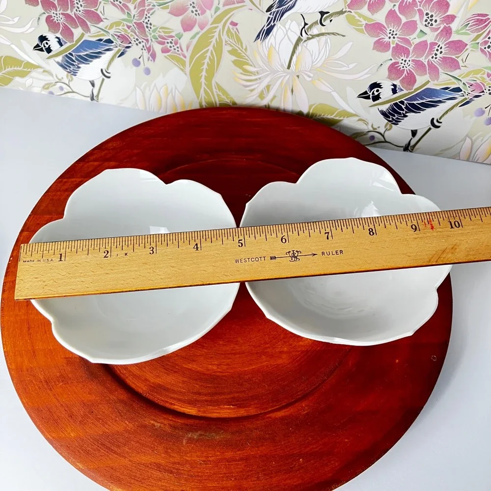 VTG Lotus Petal Bowls Set of 4 White Mid Century Japanese Porcelain Replacements